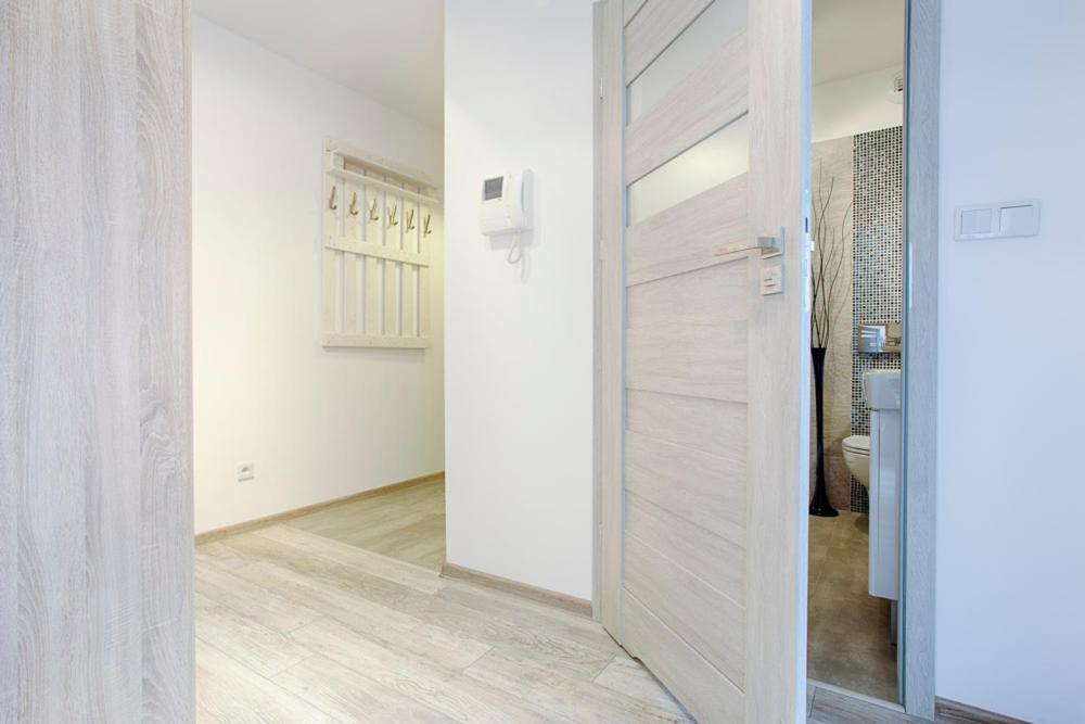 Tyzenhauz Apartments Piwna Street Краков Экстерьер фото